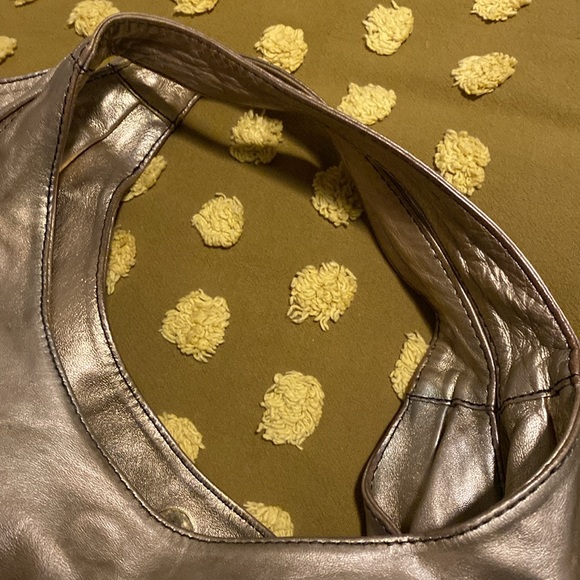 Authentic vintage Valentino Gold Hobo bag - Picture 7 of 7